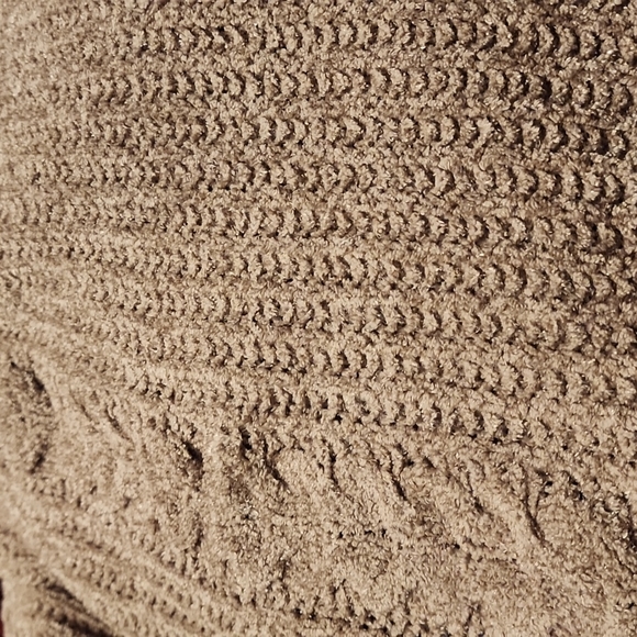Express Cable Knit Sweater - Picture 3 of 3